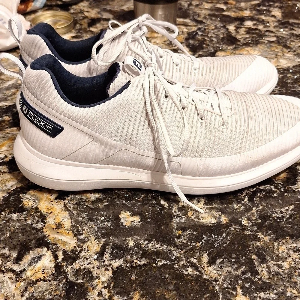 Mens Foot Joy sneakers size 11.5